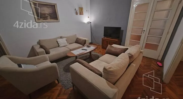 Četvoroiposoban stan | 4zida