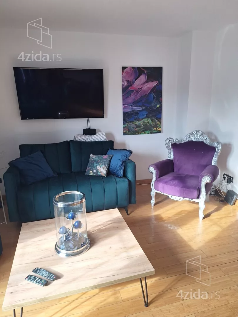 Troiposoban stan | 4zida