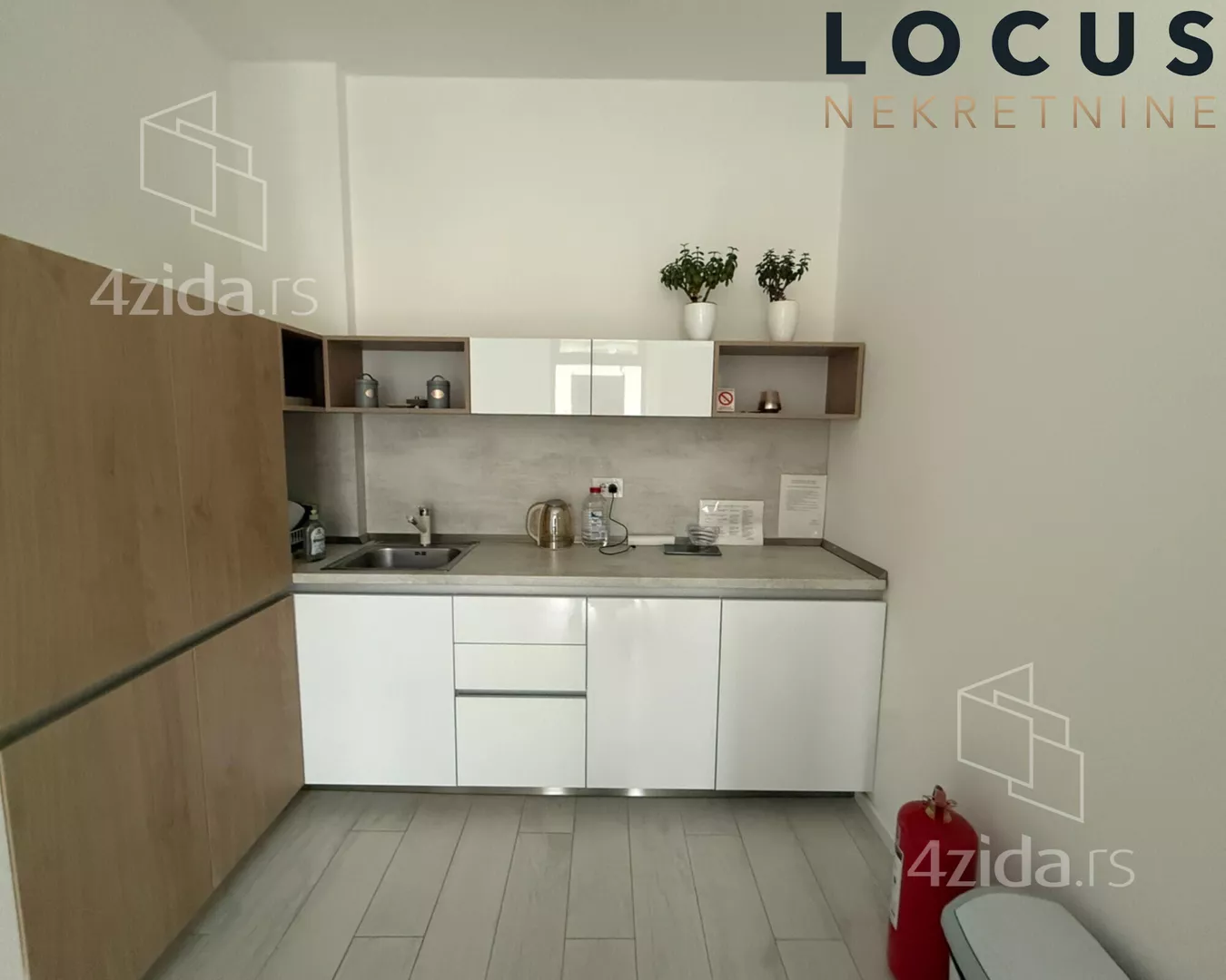 Lokal | 4zida