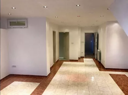 Nebojšina 28 | 4zida.rs