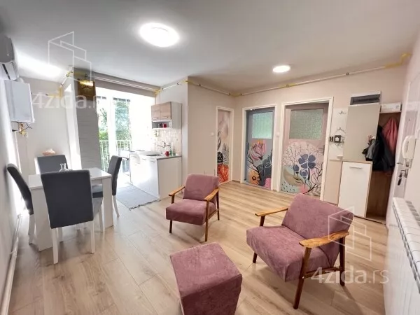 Dvoiposoban stan | 4zida