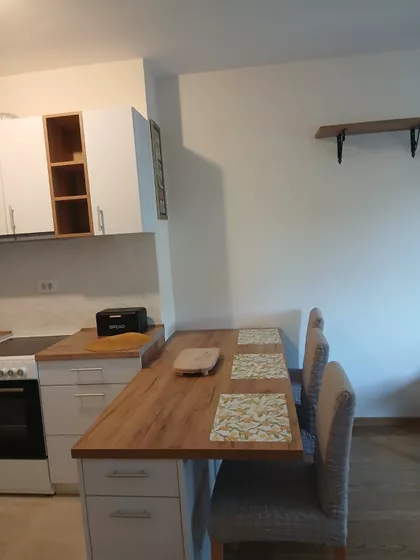 Cara Lazara 29 | 4zida.rs