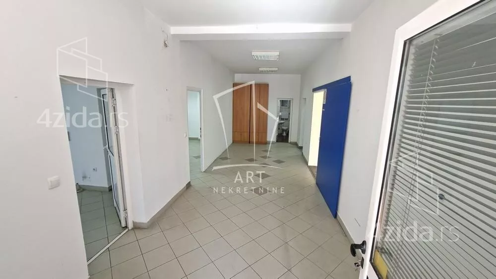 Poslovni prostor | 4zida