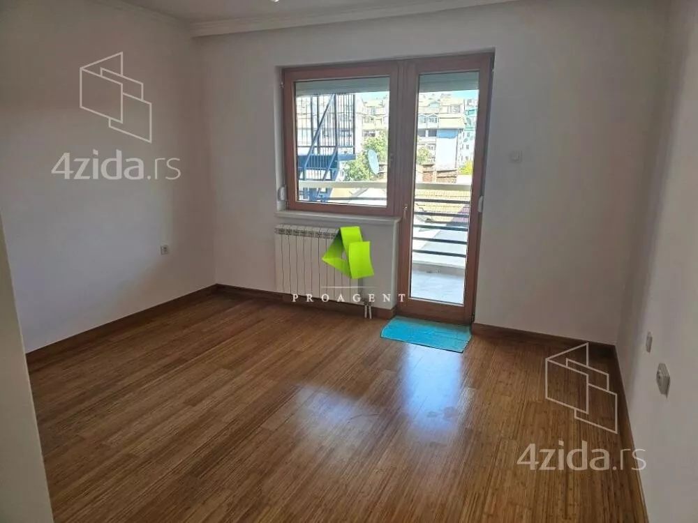 Kancelarija | 4zida