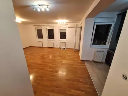 Gospodara Vučića | 4zida.rs