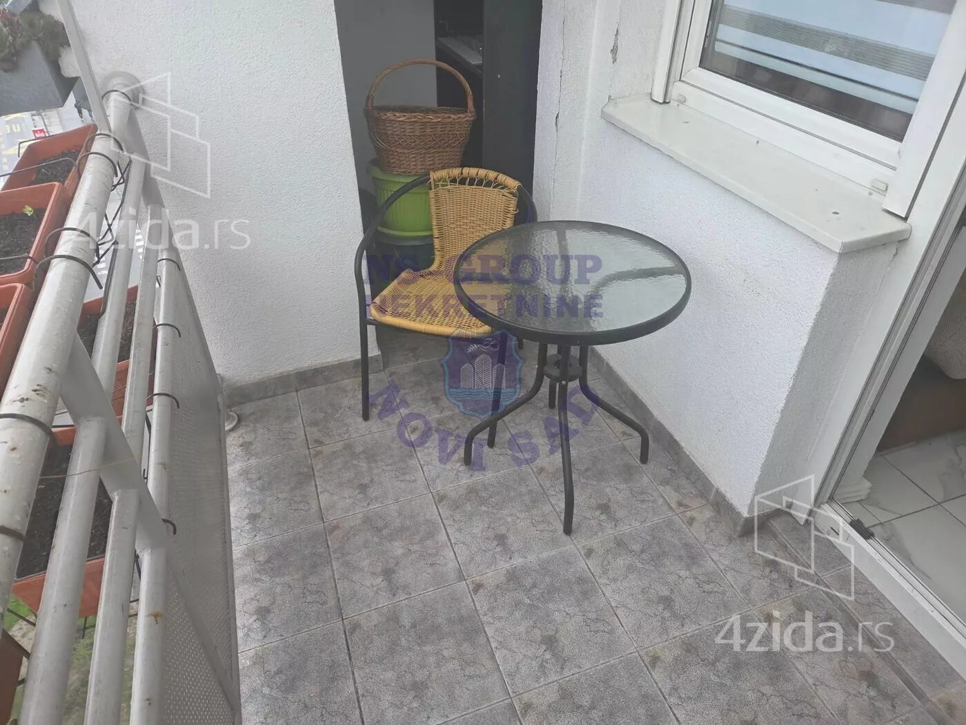 Petosoban stan | 4zida