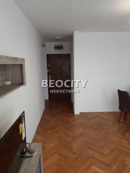 Bulevar Oslobođenja | 4zida.rs