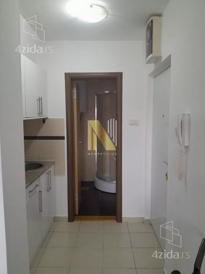 Garsonjera | 4zida