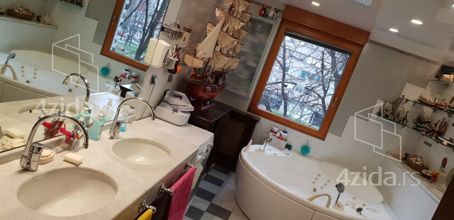 Petosoban stan | 4zida