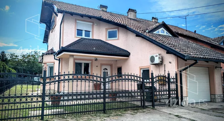 3-etažna kuća | 4zida