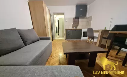 ŠUMADIJSKA | 4zida.rs