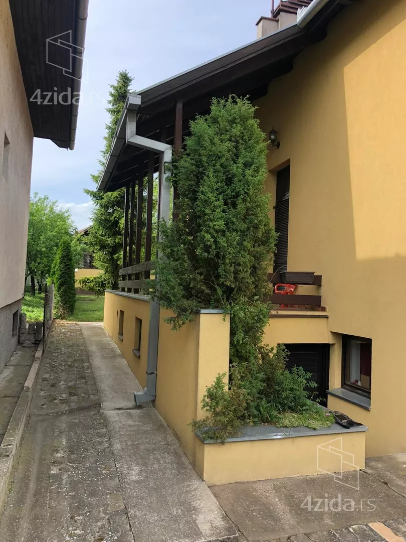 3-etažna kuća | 4zida