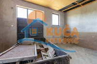 Lokal | 4zida