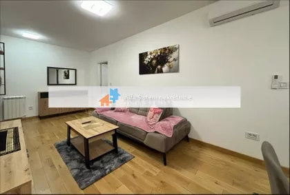 Crveni Krst Vračar | 4zida.rs