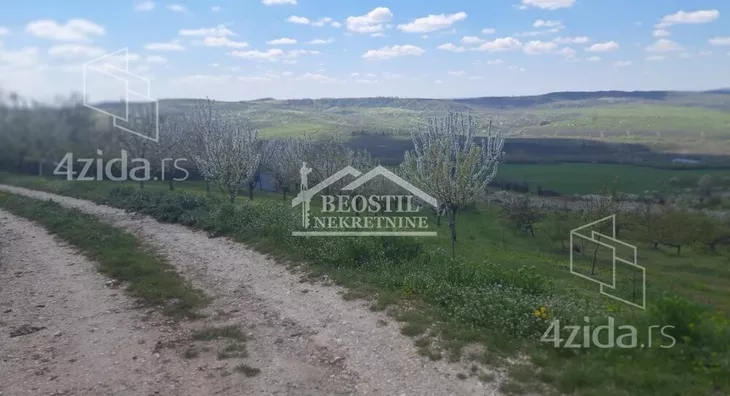 Građevinsko zemljište | 4zida