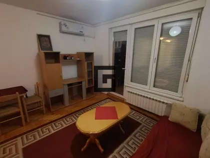 Nedeljka Gvozdenovića | 4zida.rs