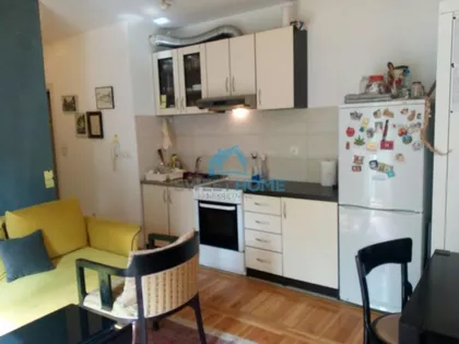 Steve Žigona | 4zida.rs