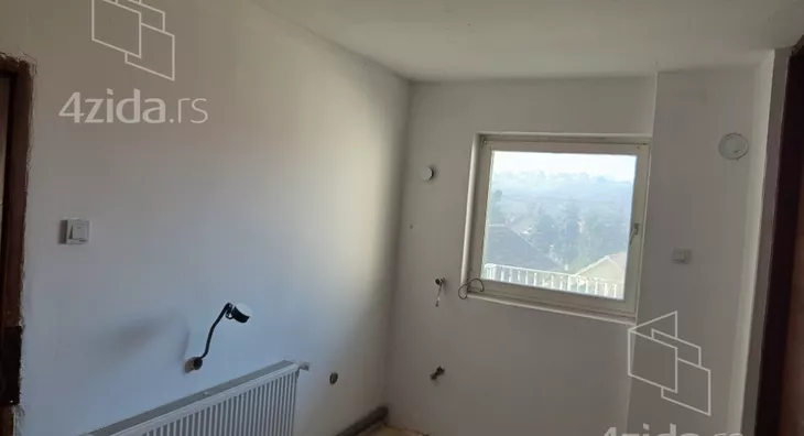 4-etažna kuća | 4zida