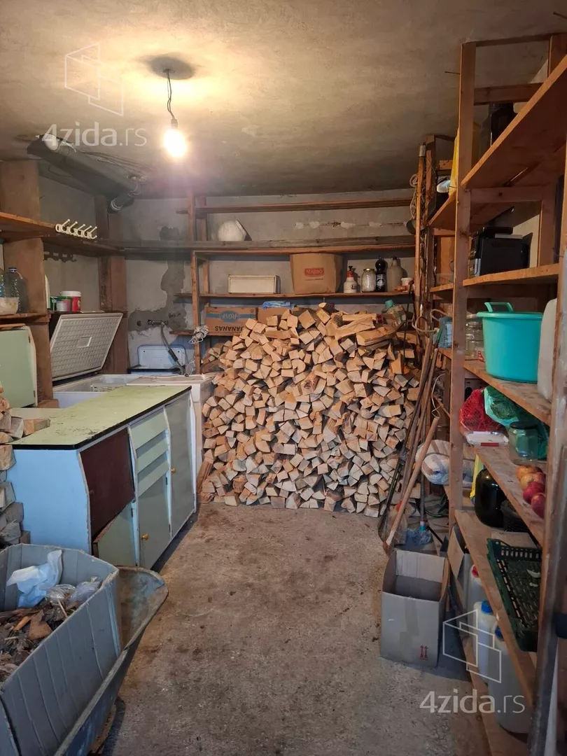 3-etažna kuća | 4zida