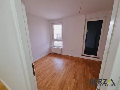 Bulevar Patrijarha Pavla (Somborski Bulevar) | 4zida.rs