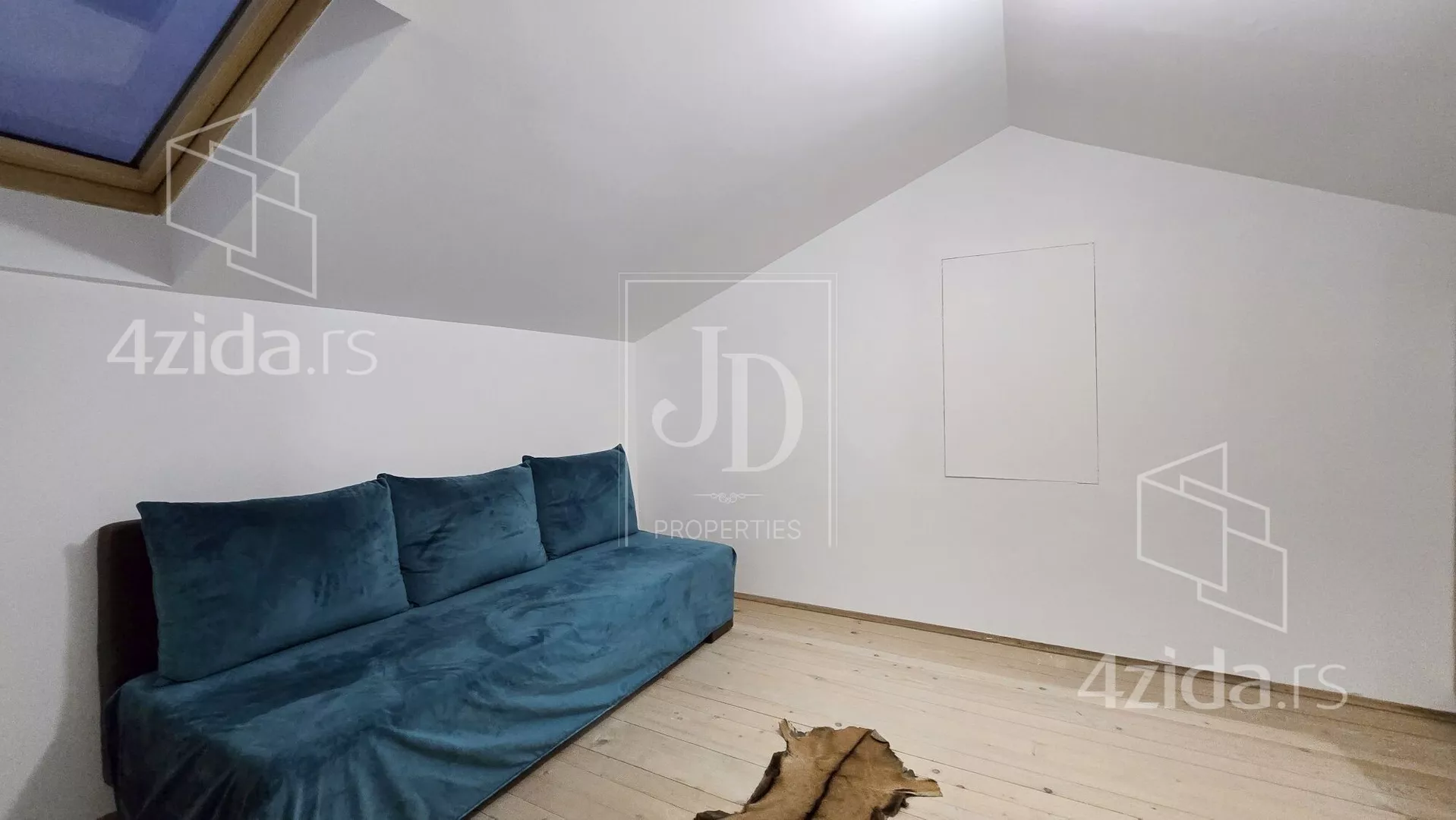 Petosoban stan | 4zida