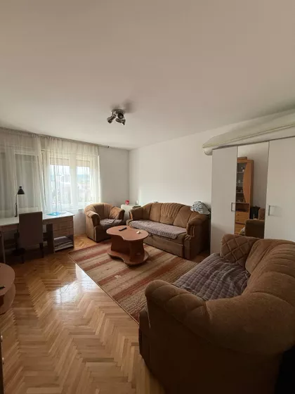 Orlovića Pavla | 4zida.rs