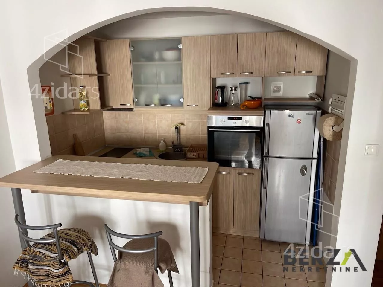 Jednoiposoban stan | 4zida