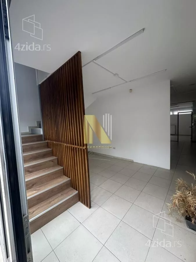Lokal | 4zida