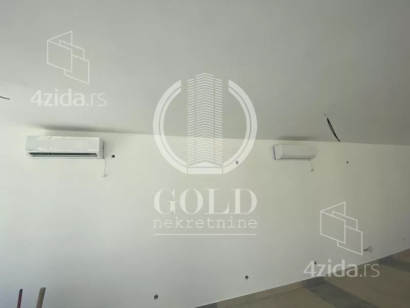 Lokal | 4zida