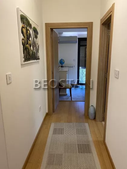 Južni Bulevar | 4zida.rs