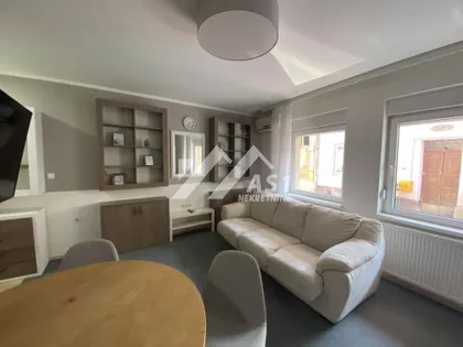 Hadžić Svetića | 4zida.rs