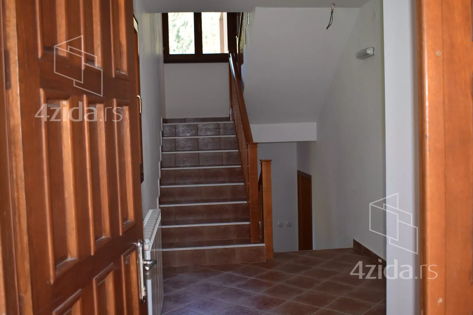 4-etažna kuća | 4zida