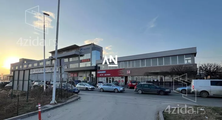 Poslovni prostor | 4zida
