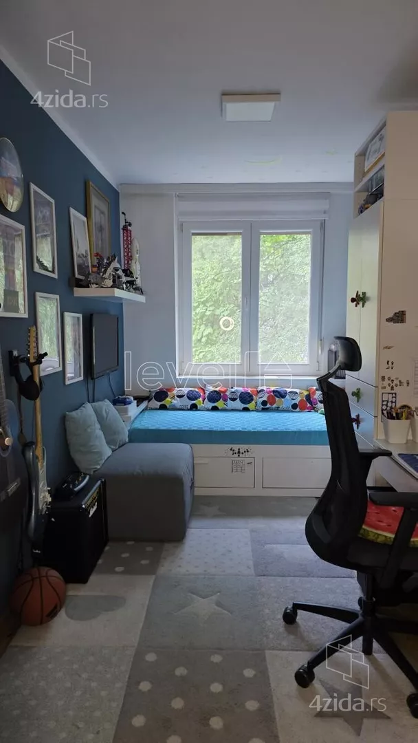 Četvorosoban stan | 4zida