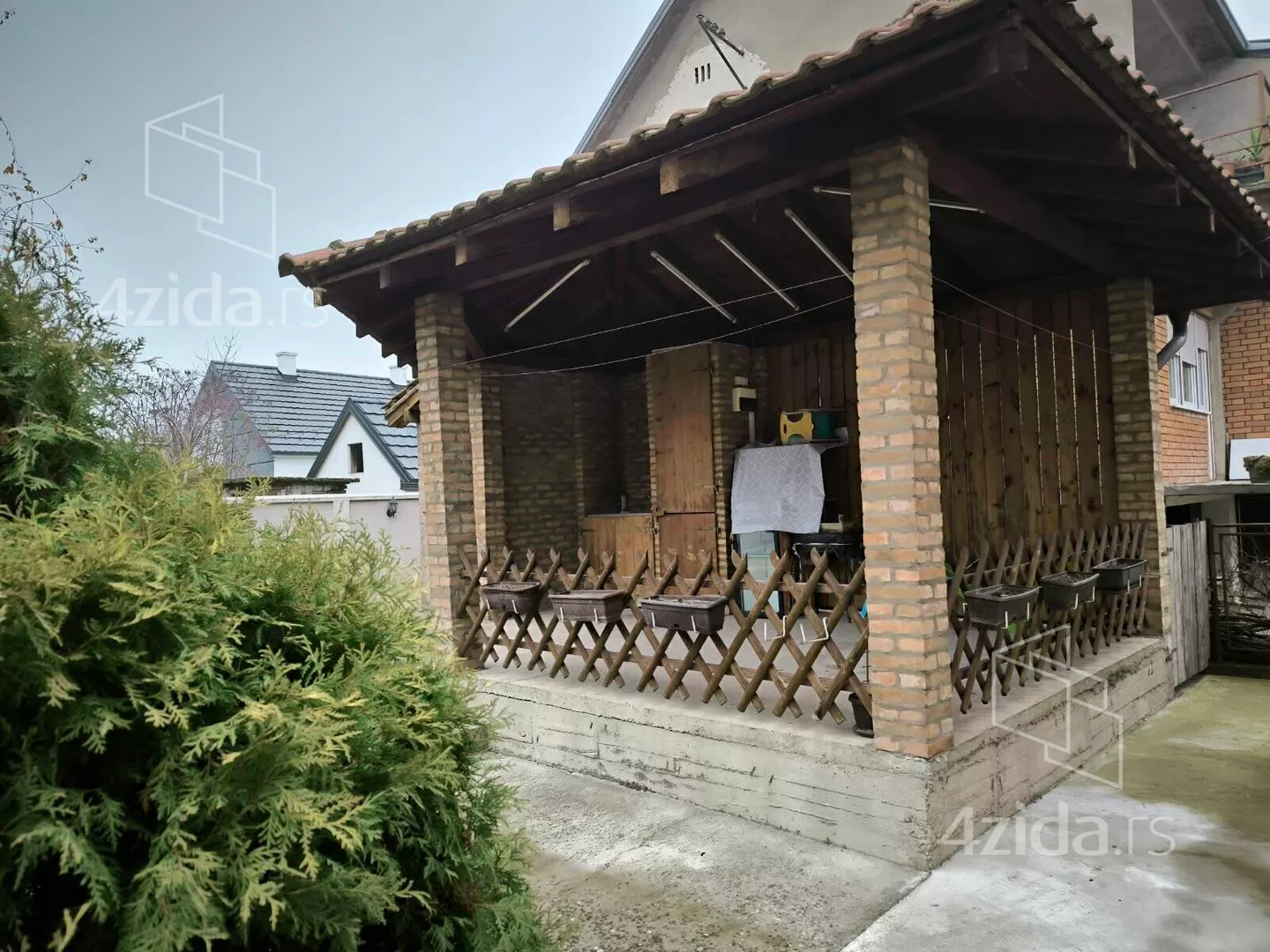 3-etažna kuća | 4zida