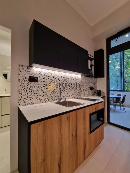 MAKSIMA GORKOG | 4zida.rs