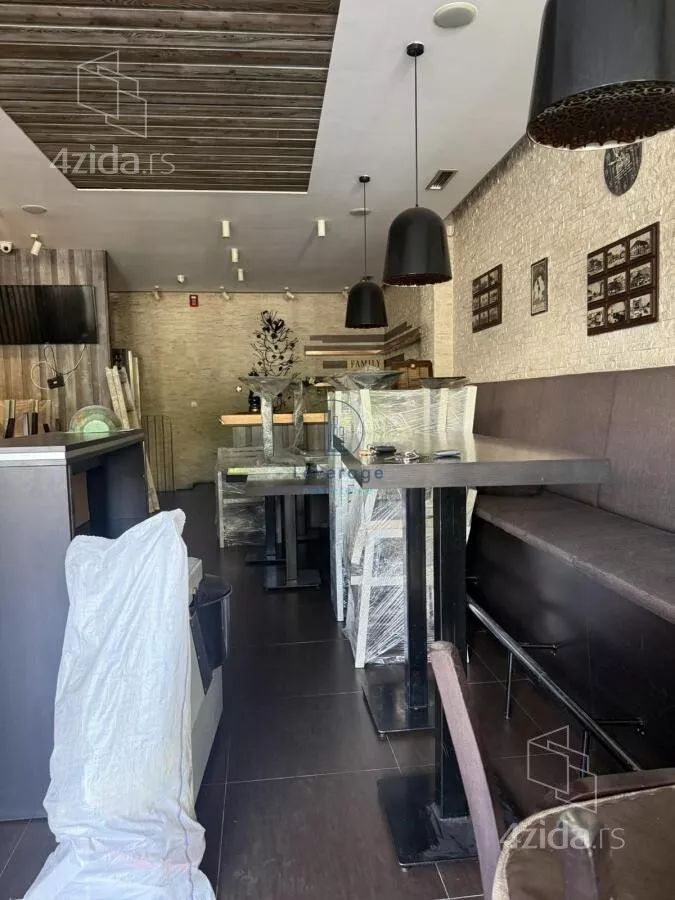 Lokal | 4zida