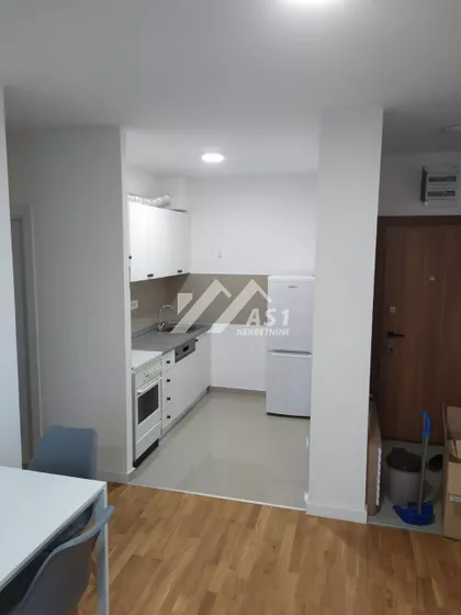 Bate Brkića | 4zida.rs