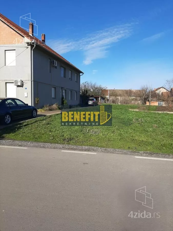 Plac | 4zida