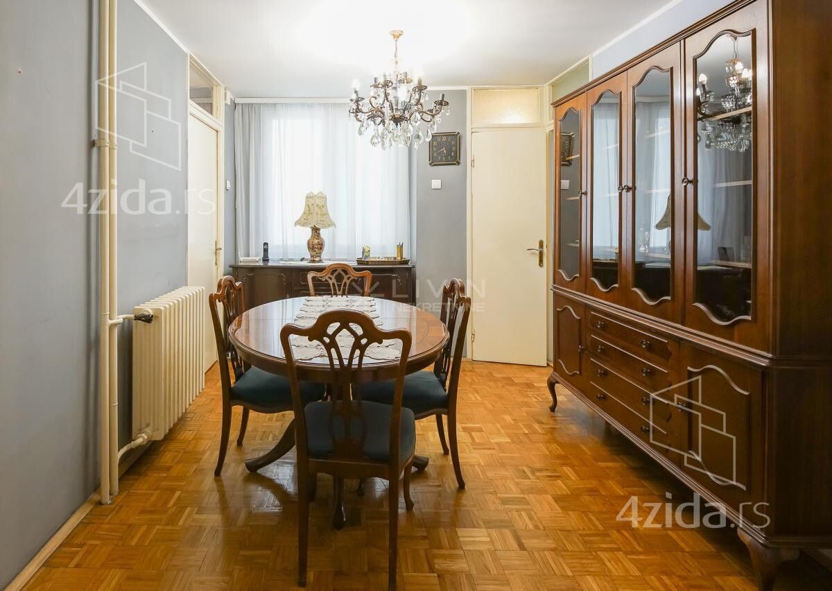 Stan – Beograd - Više