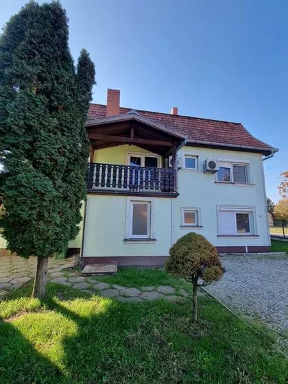Mali Radanovac | 4zida.rs