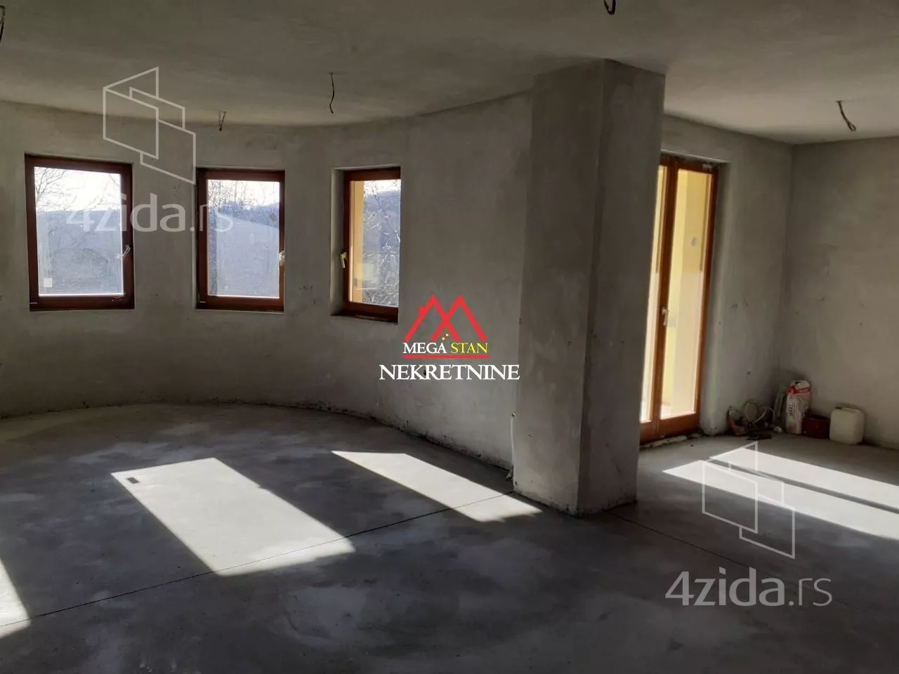 3-etažna kuća | 4zida