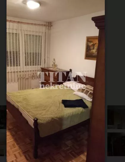Crnogorska | 4zida.rs