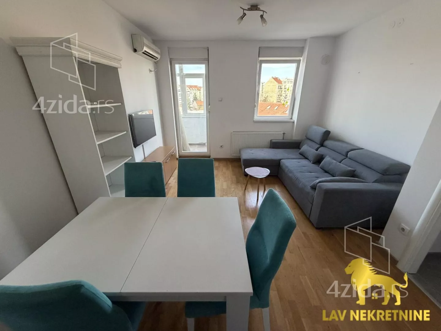 Jednoiposoban stan | 4zida