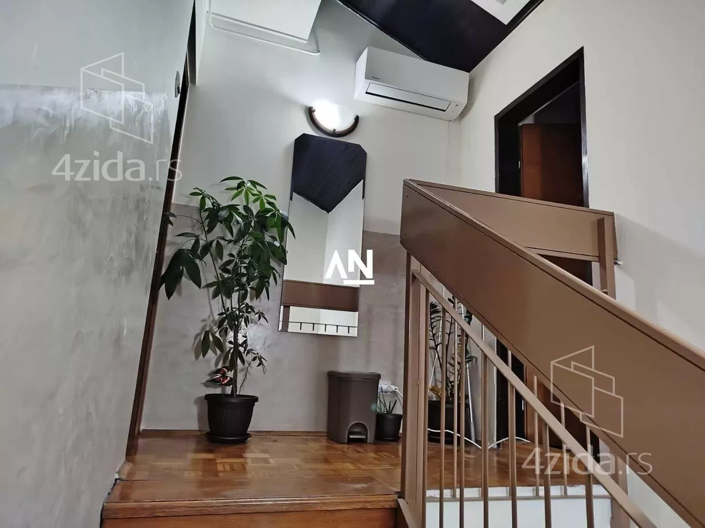 4-etažna kuća | 4zida