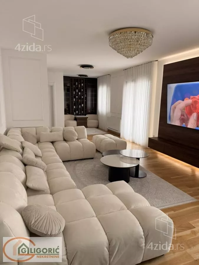 Petosoban stan | 4zida