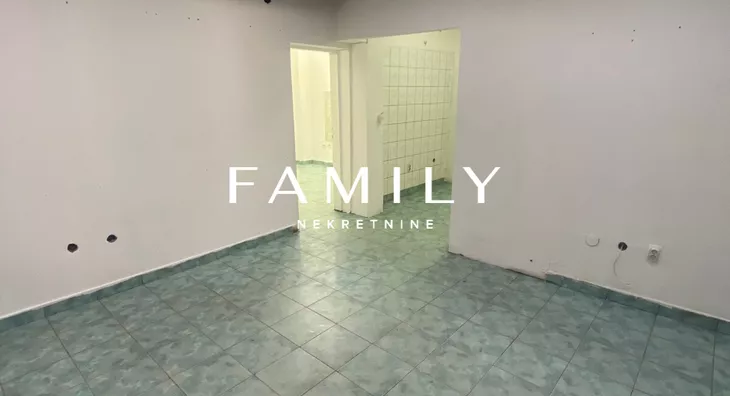 Lokal | 4zida