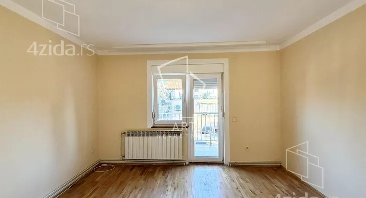 4-etažna kuća | 4zida