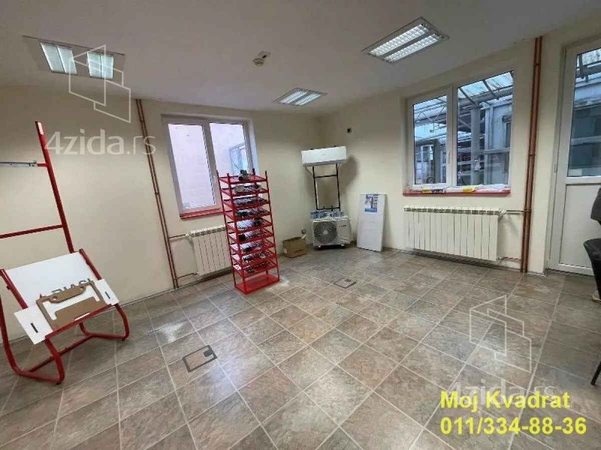 Poslovni prostor | 4zida