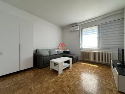 Pariske Komune | 4zida.rs